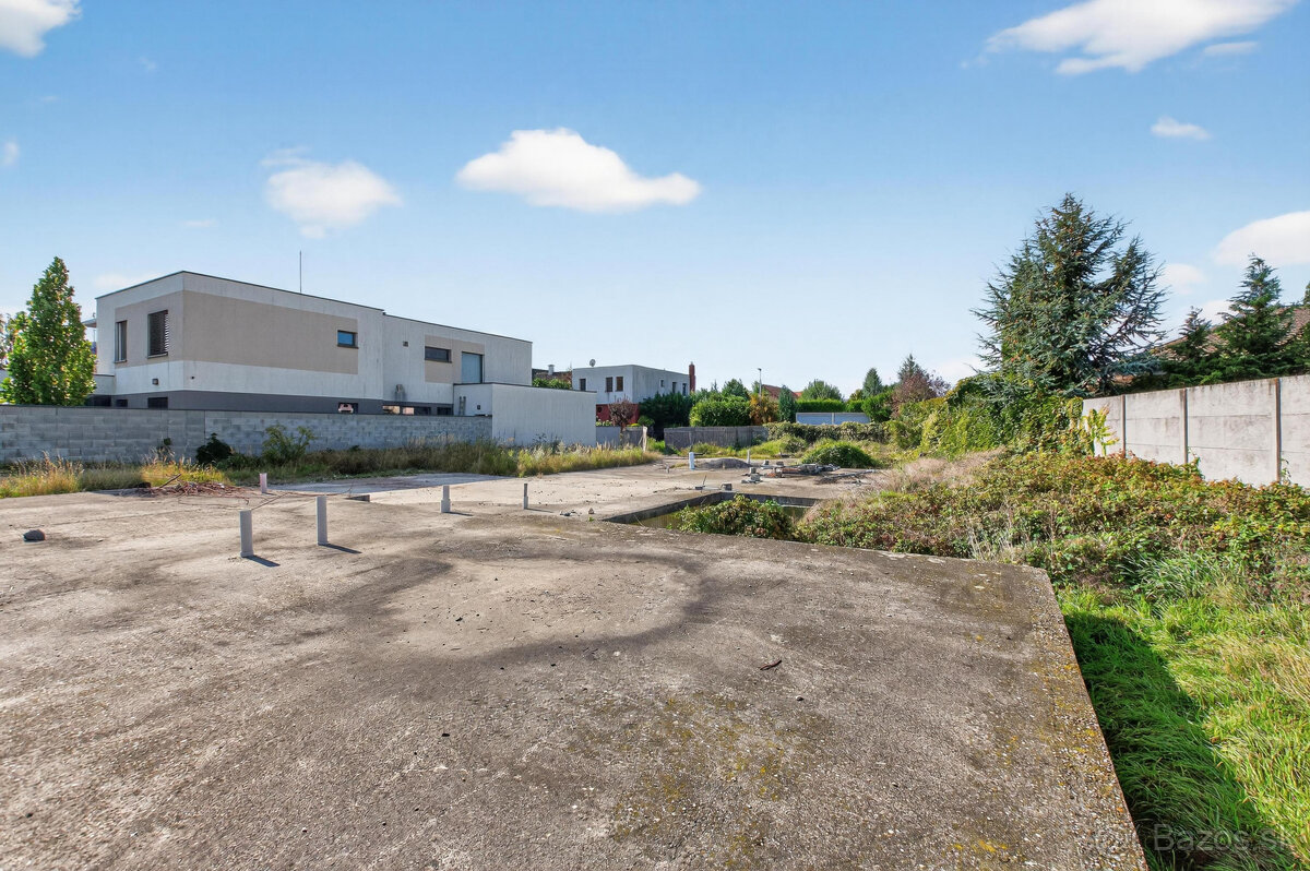 2 stavebné pozemky s ideálnou výmerou v Rusovciach - 9