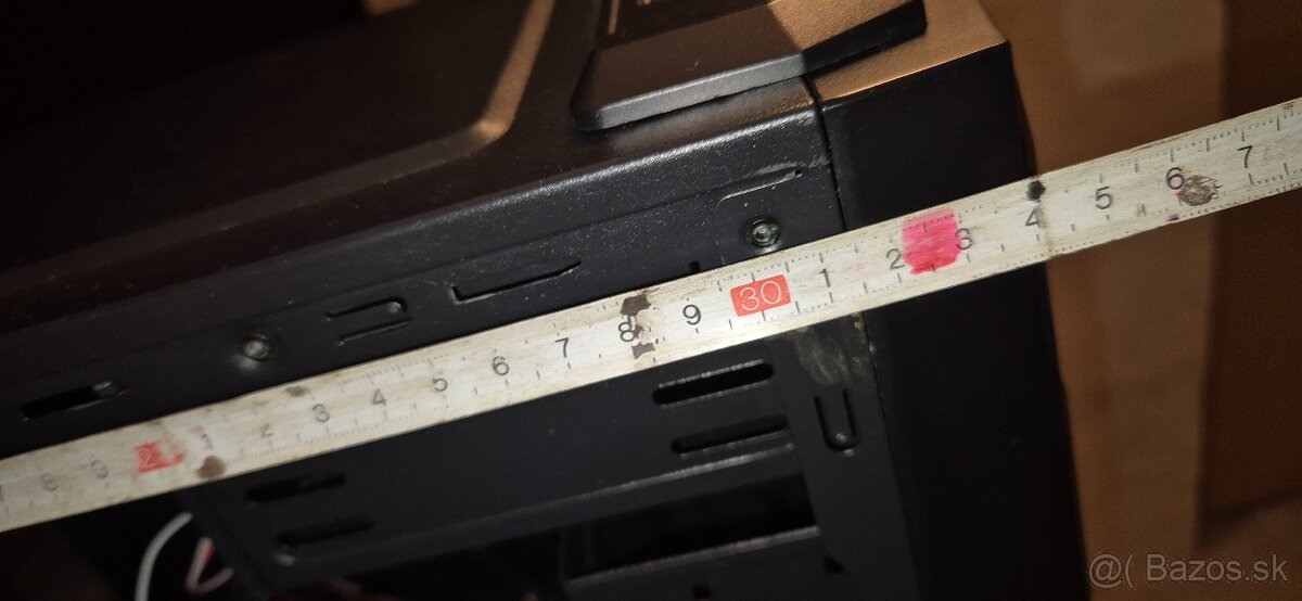 Skrinka k pc zalman - 9