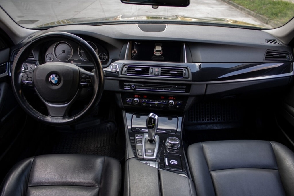 BMW Rad 5 Touring 520d xDrive 140 kW - 9