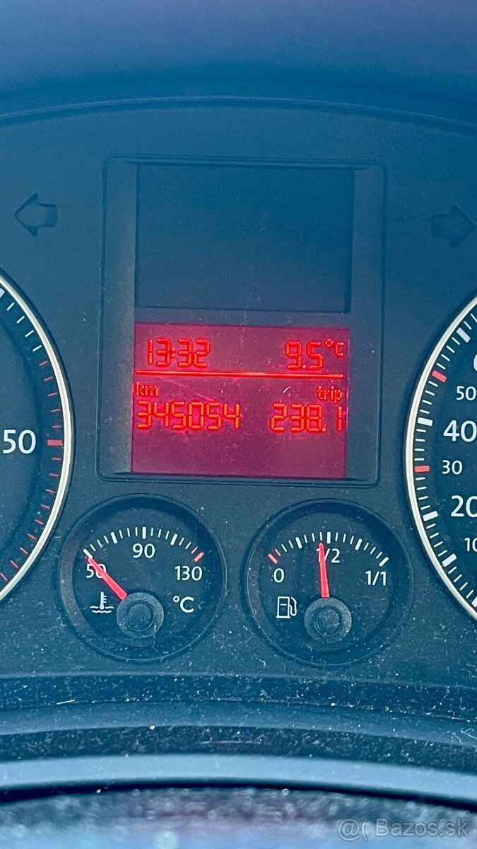 Predám Volkswagen Golf 5 1.9 TDI 77kW - 9