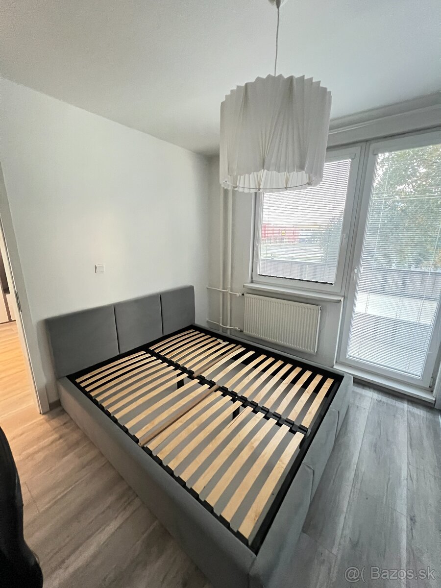 Prenájom útulného 2-izbového bytu v centre Zlatých Moraviec - 9