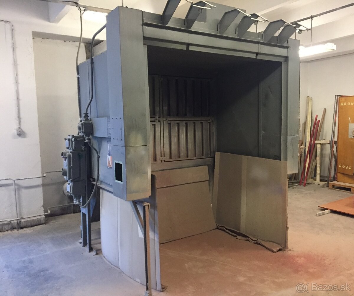 Kovové regály, prenášače, striekacia kabína. - 9