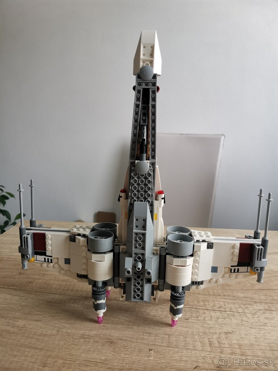 Stíhačka X-Wing Skywalker - 9