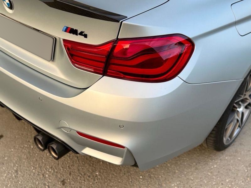 BMW M4 M PERFORMANCE - 9