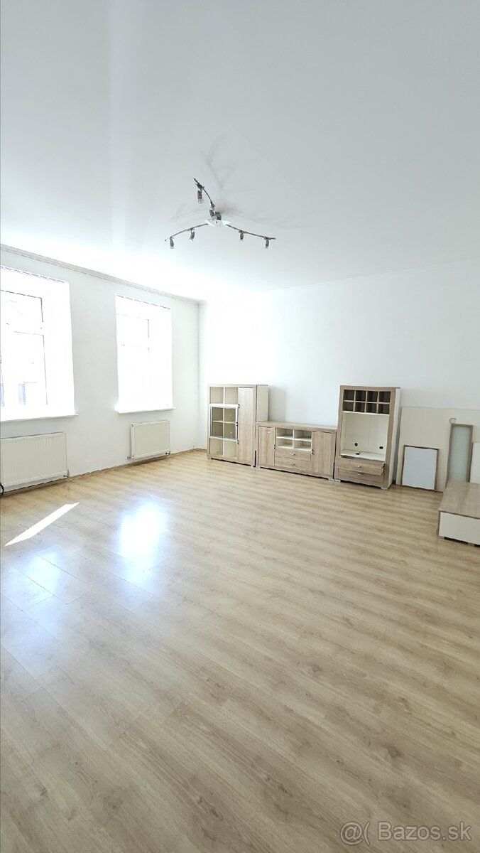 Dom Ambulancia byt v priamom centre mesta - 9