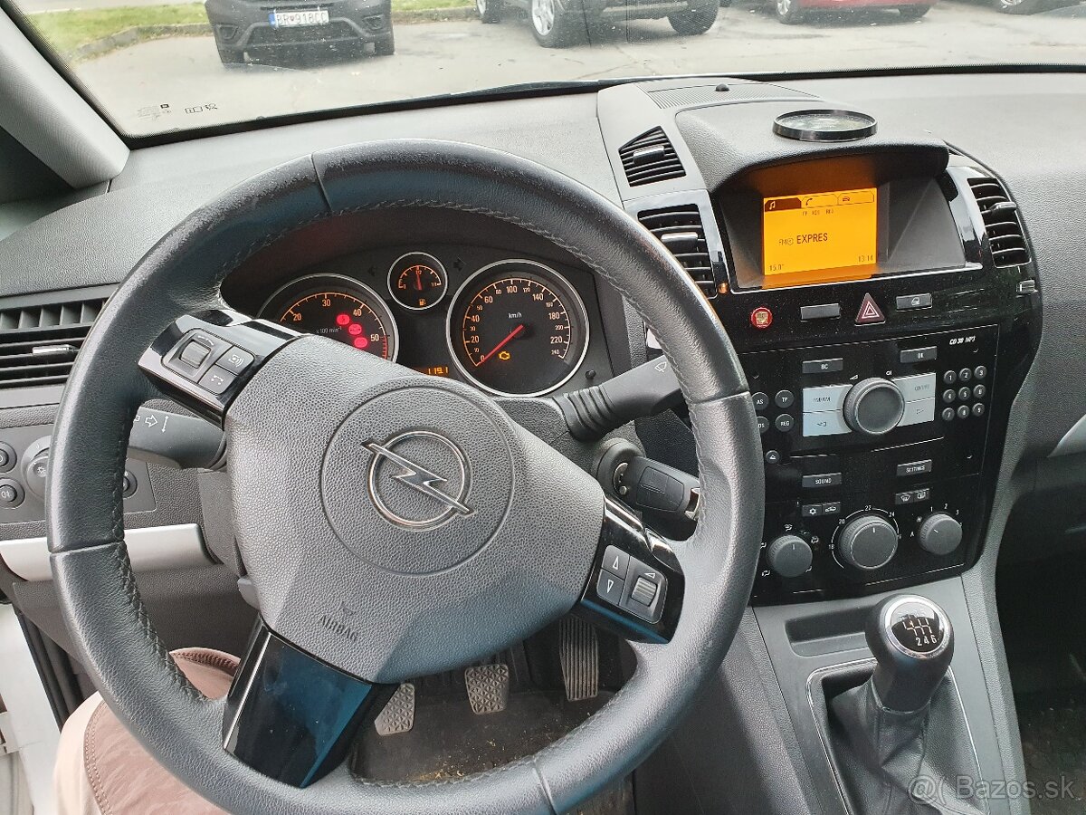 Opel Zafira- 1.9 CDTI, 110 kW - 9