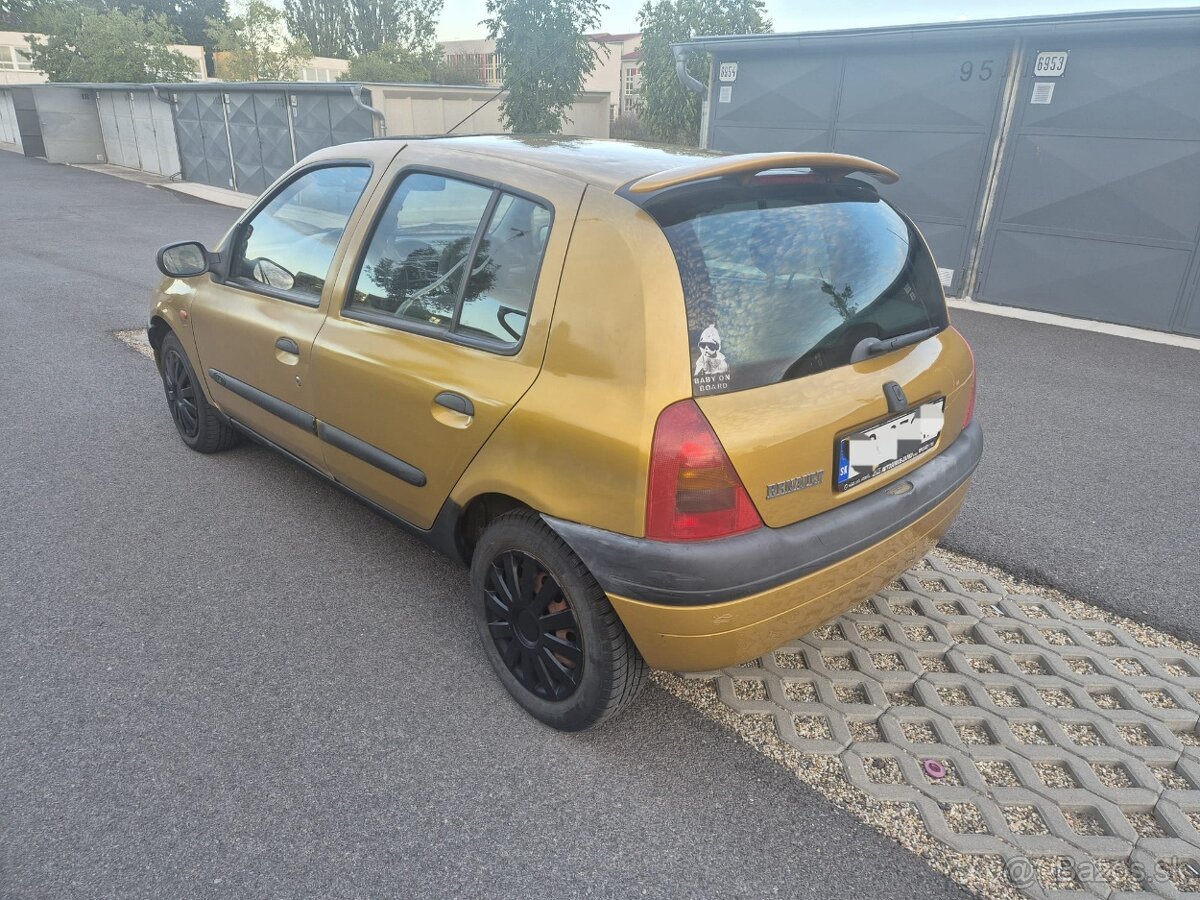 Predám Renault Clio 2 - 9