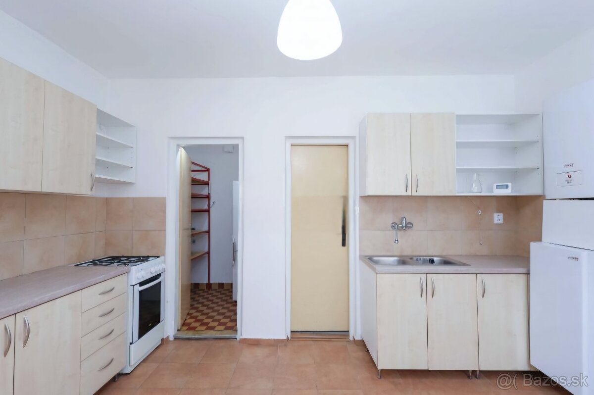 Prenájmem 1.izbový rodinný dom vo Viničnom... - 9