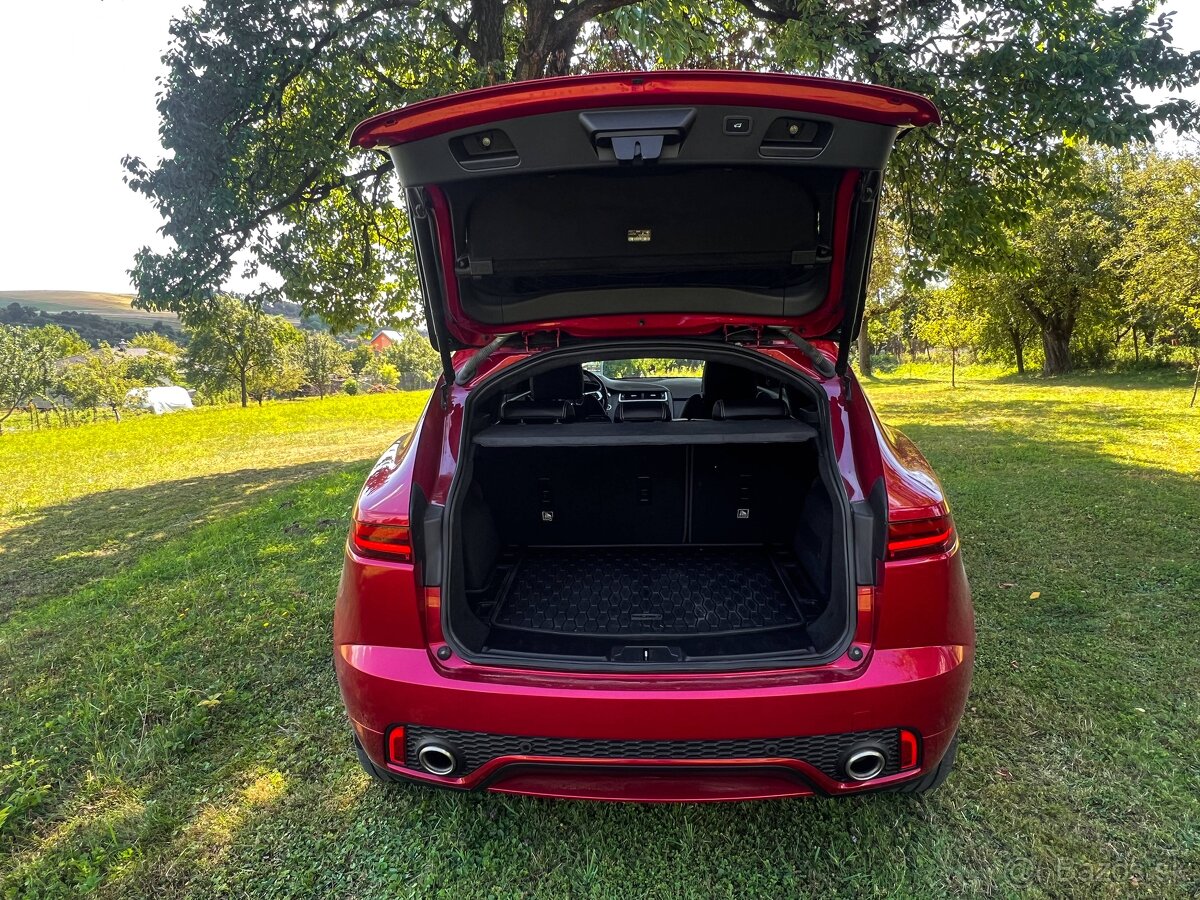 Jaguar E-Pace 2.0 184kW Benzín R-Dynamic AWD A/T,110000Km - 9
