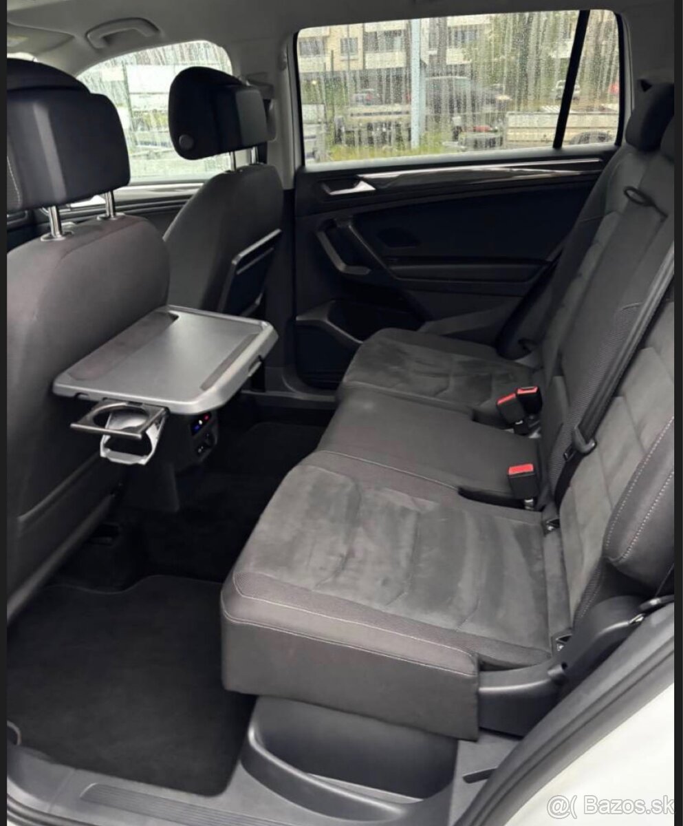 Volkswagen Tiguan Allspace R-LINE - 9
