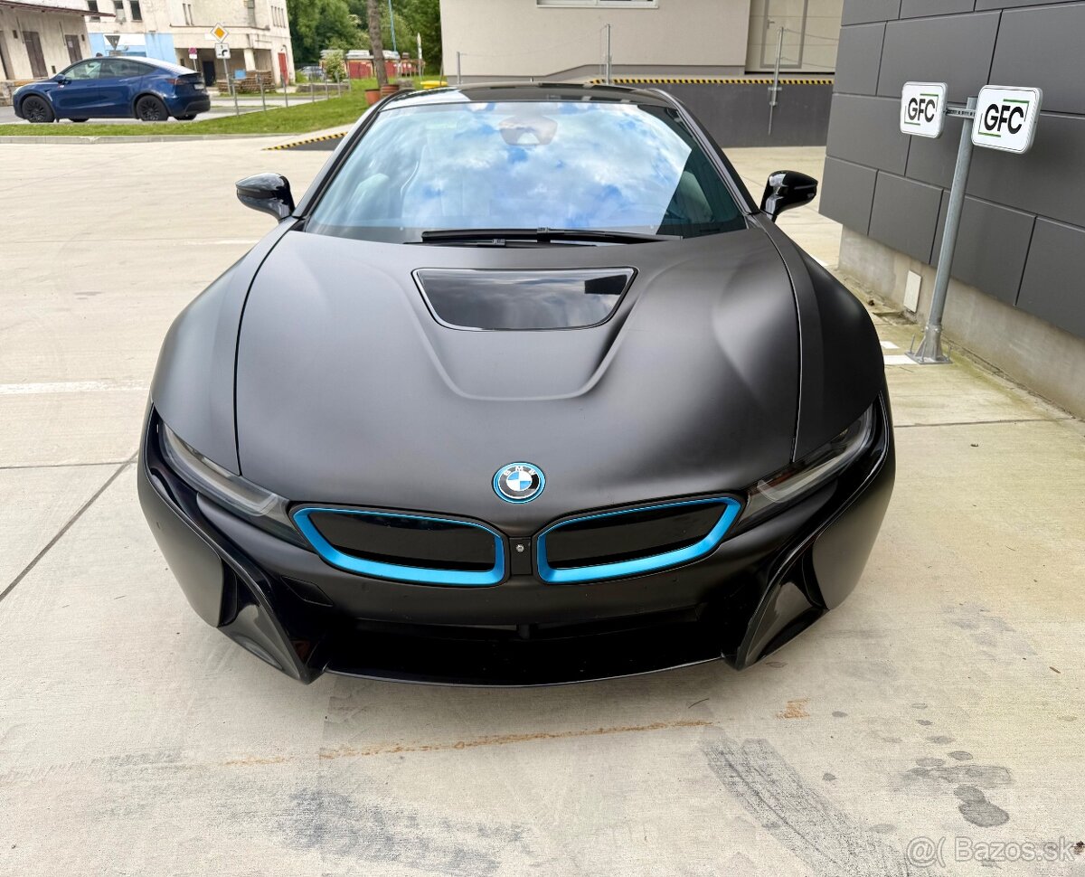 Bmw i8 - 9
