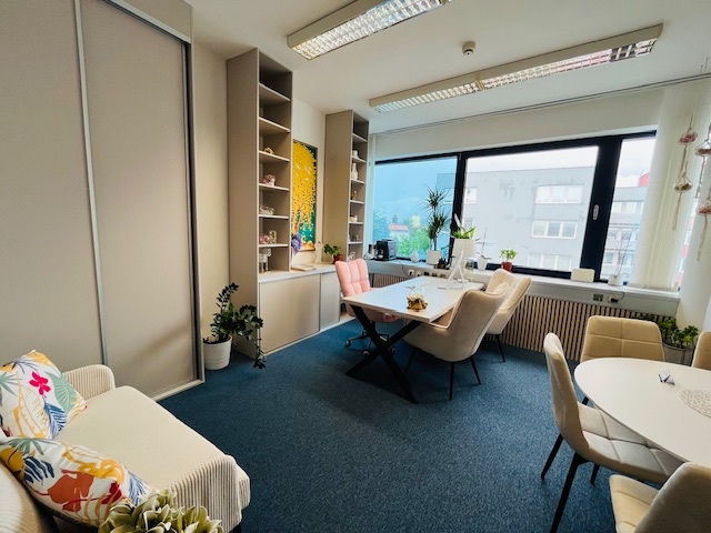Kancelária Mlynárce, parkovanie v cene, 22 m2, klimatizácia - 9