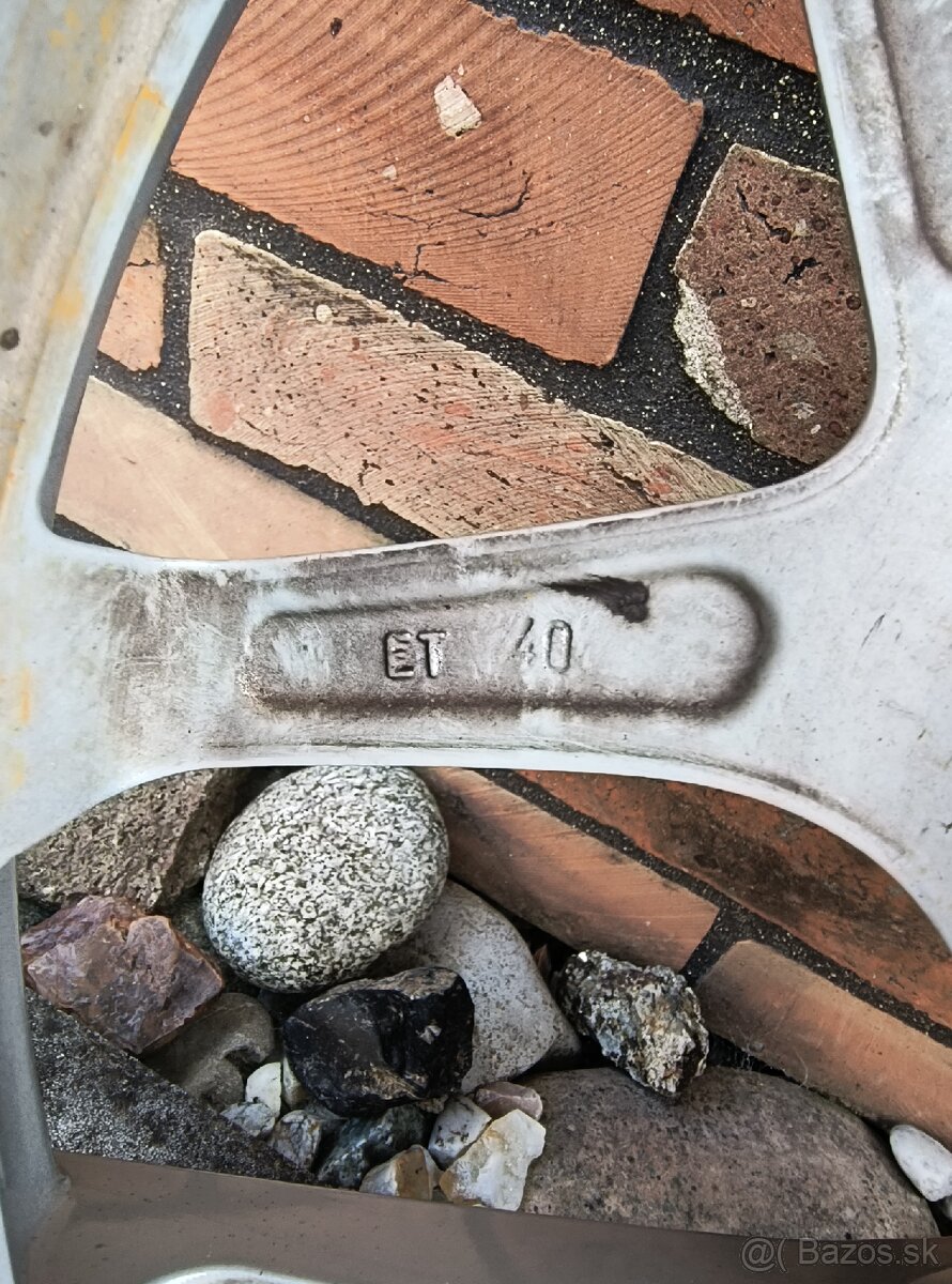 Zimná sada Borber 5x100r17 et40 - 9