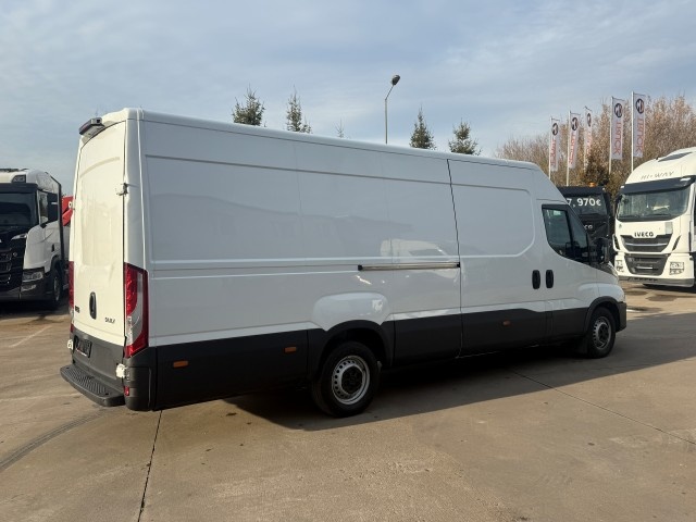 Iveco Daily 2,3 HPI / L4H3 / 160k / 35S16 / rv 2022 - 9