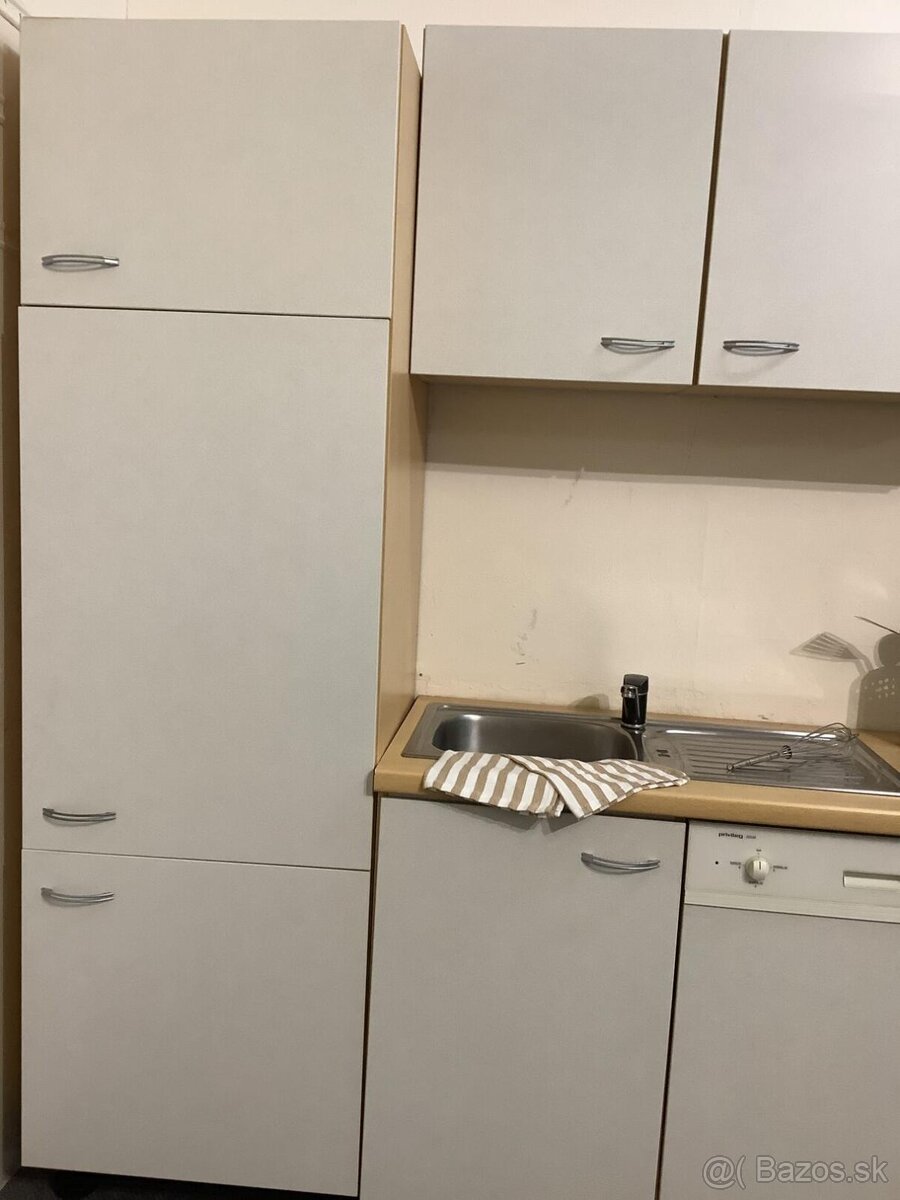 Rovná kuchynská linka ZOE - 9