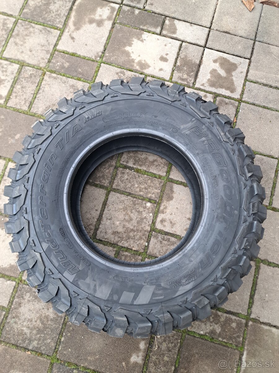 BFGoodrich Mud Terrain 255/70 R16 - 9