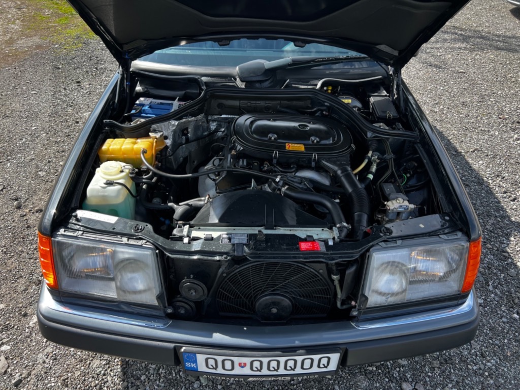 Mercedes-Benz 200 124E - 9