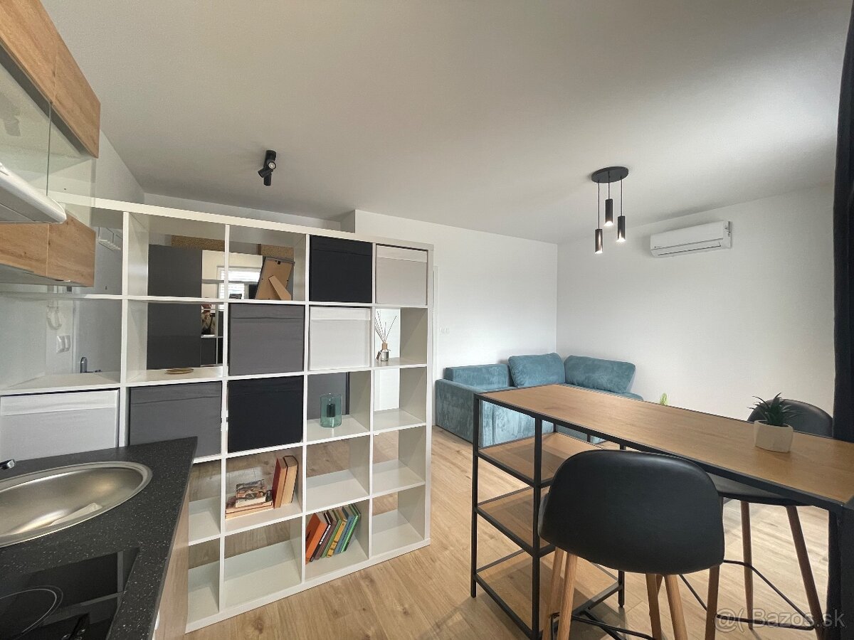 Predám 1 izbový byt - 9
