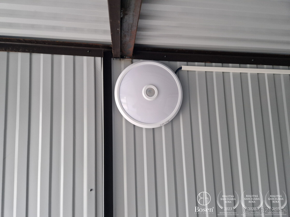 BOSEN | Nová plechová garáž, elektrické ovládanie, Hviezdosl - 9