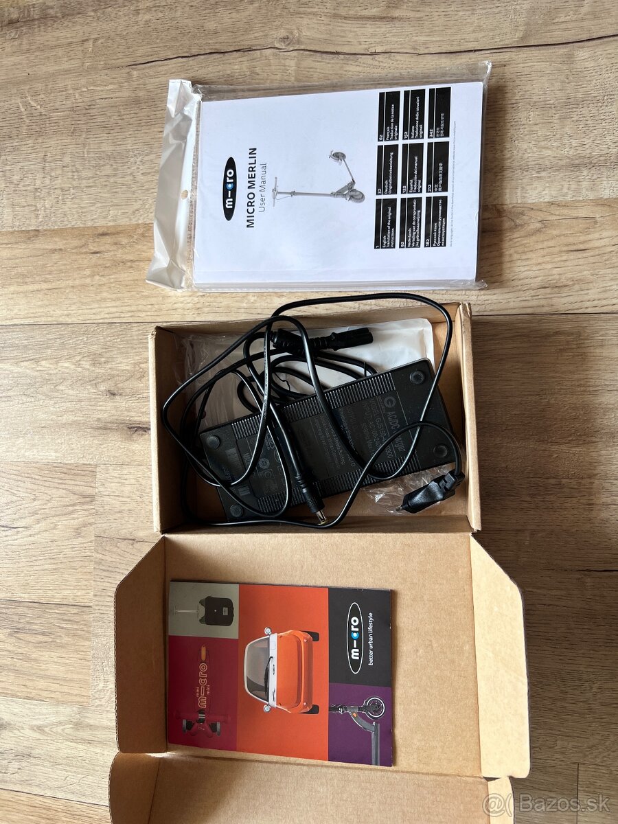 Elektrická kolobežka Micro Merlin X4 Black - 9