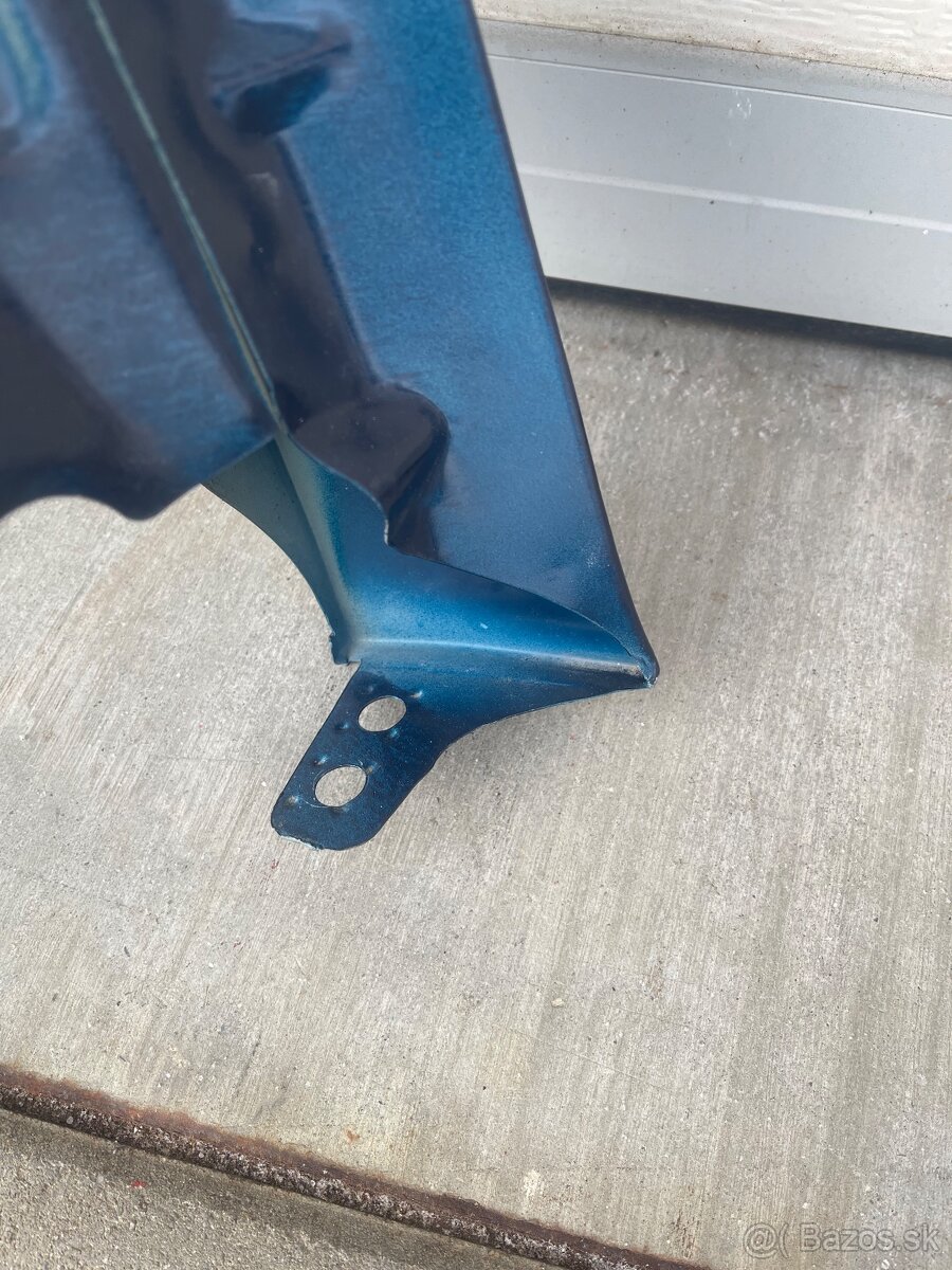 Predný blatník VW Golf 5 LA5G tmavomodrá - 9