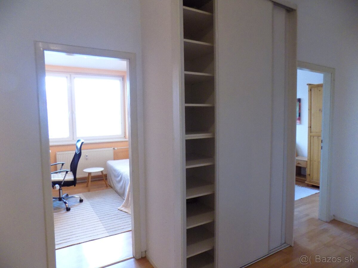 Pekný 3-izbový byt so 6m logiou, Fibichova ul., pri Auparku - 9