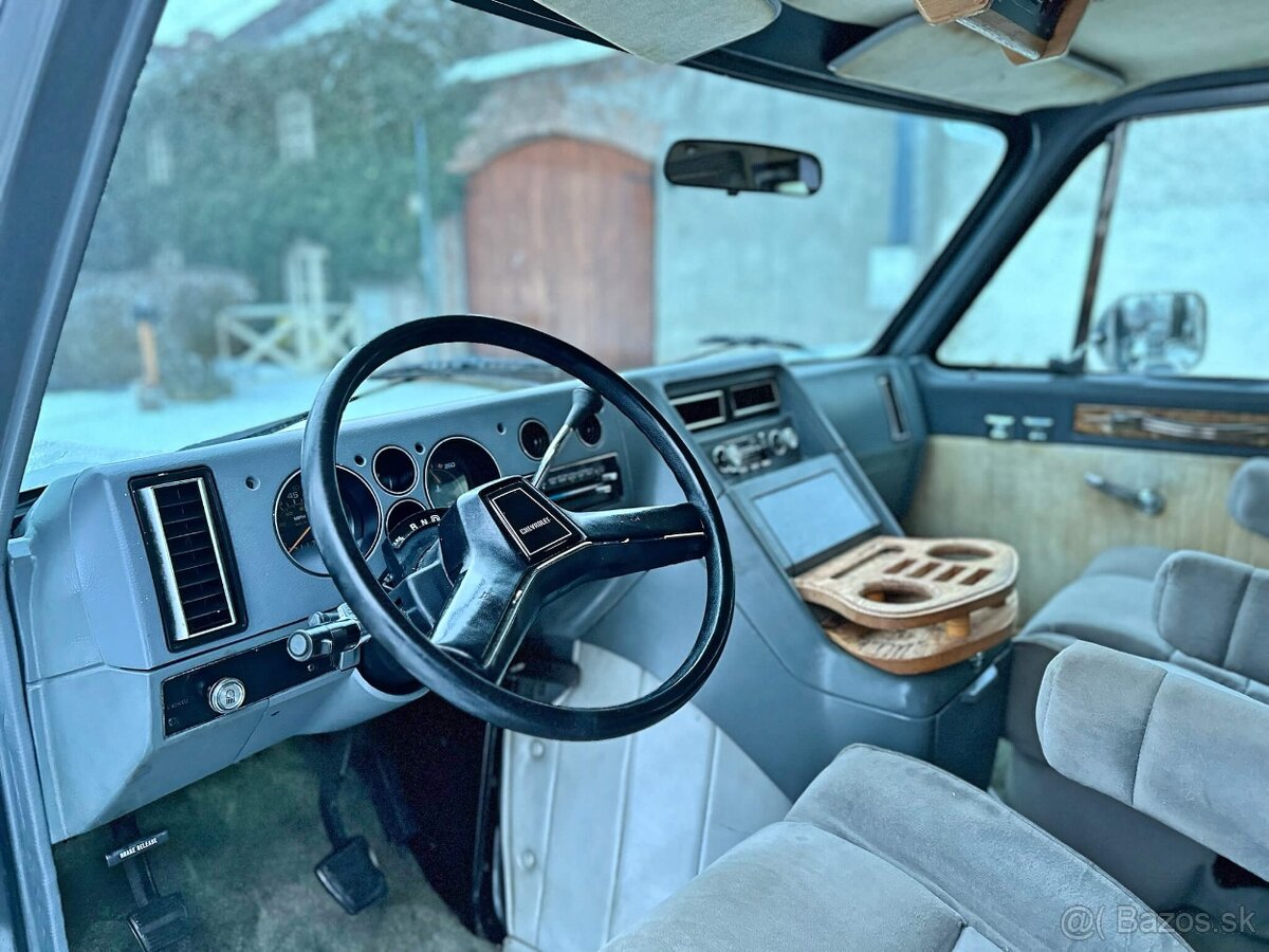 1987 Chevrolet G20 5.7 V8 | Winnebago 🇺🇸 - 9