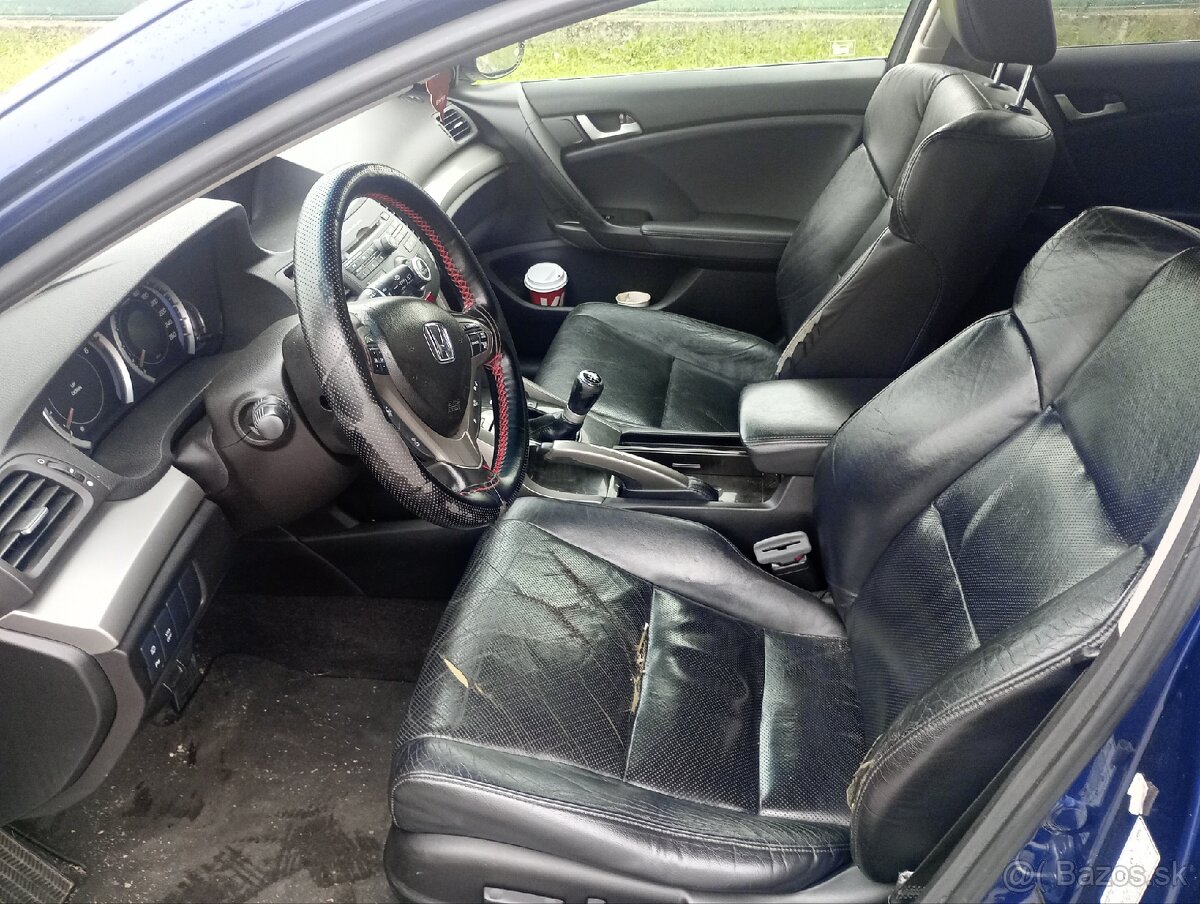 Honda Accord i-DTEC - 9