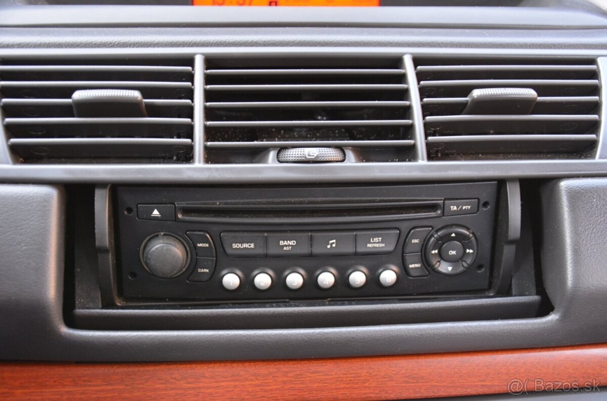 Citroen C8 2.2 HDi 7 miest, nová TK a EK - 9