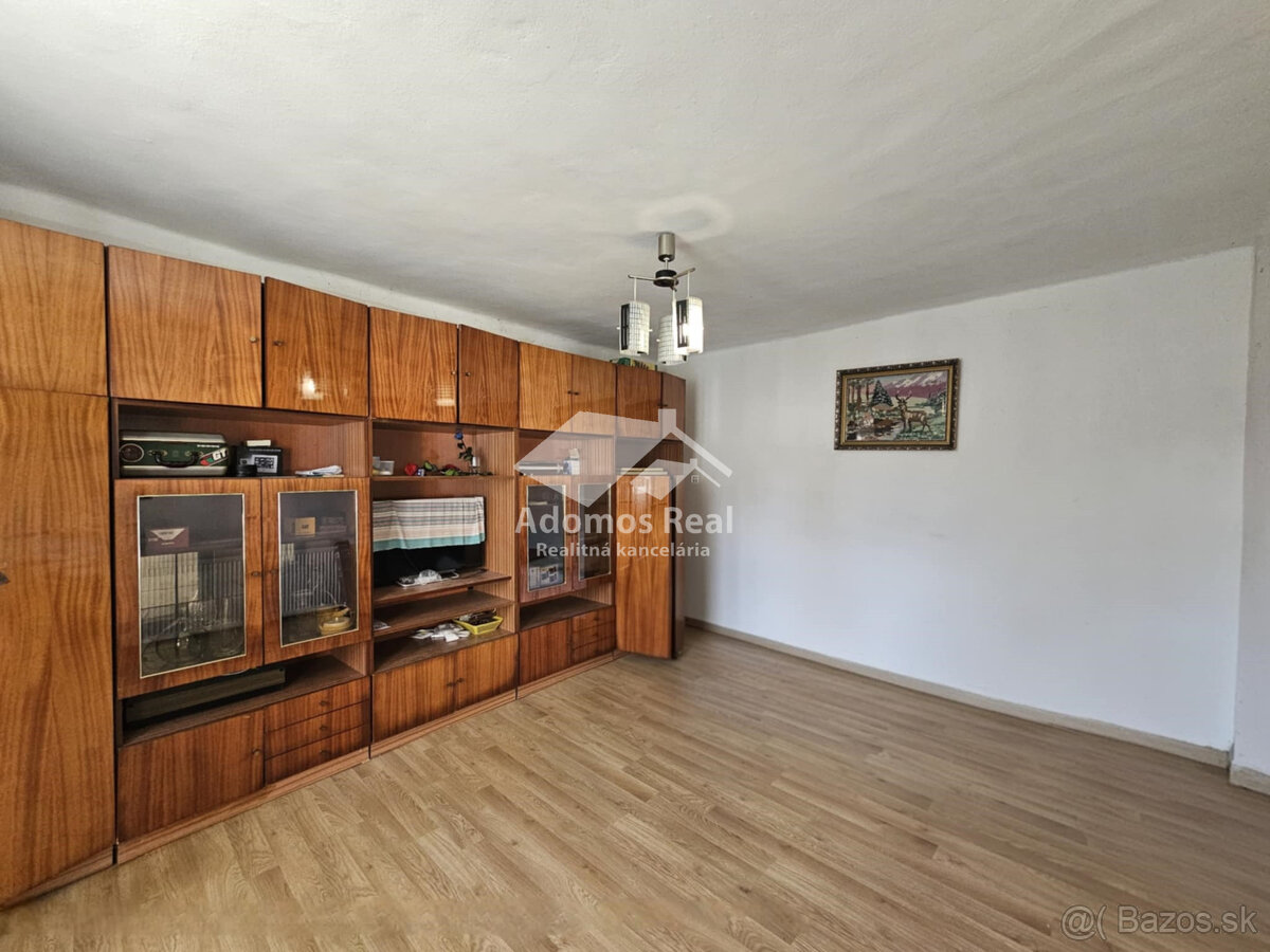 RODINNÝ DOM ŠEMŠA - 9