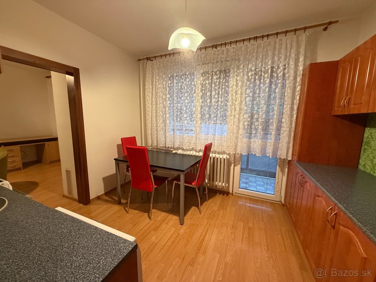 Na prenájom 2 izbový byt na Terase - Voľný ihned - 9