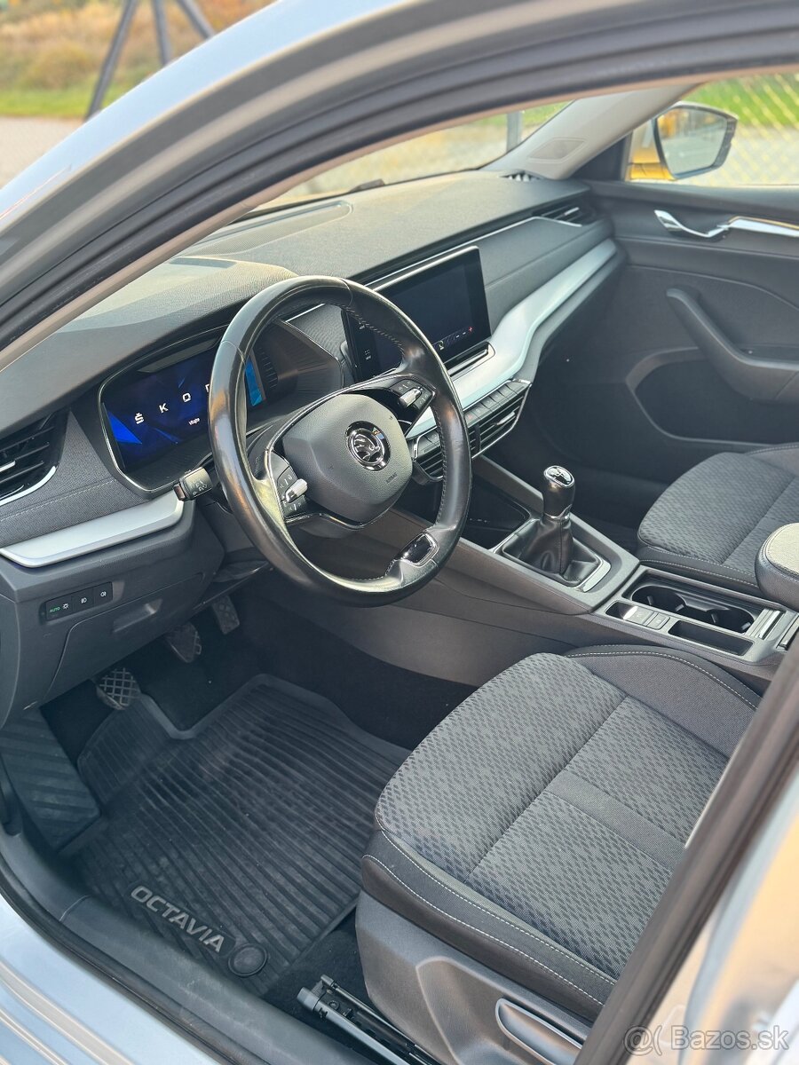 Škoda Octavia Combi IV 2020, 2.0 TDI manuál - 9