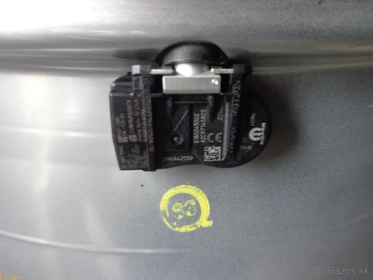 Alfa Romeo Stelvio zimna sada kolies 255/45R20 - 9