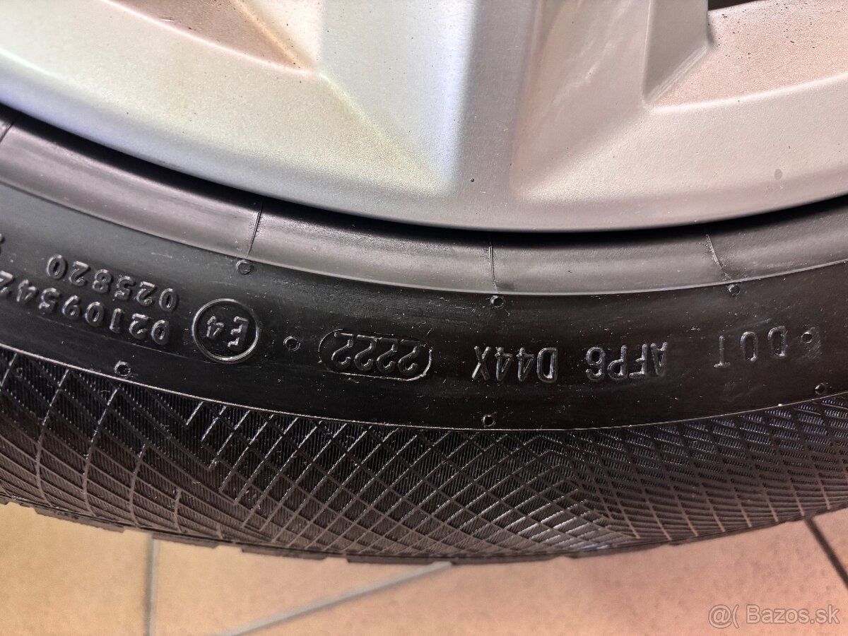 Audi Q7 255/55/R19 - 9