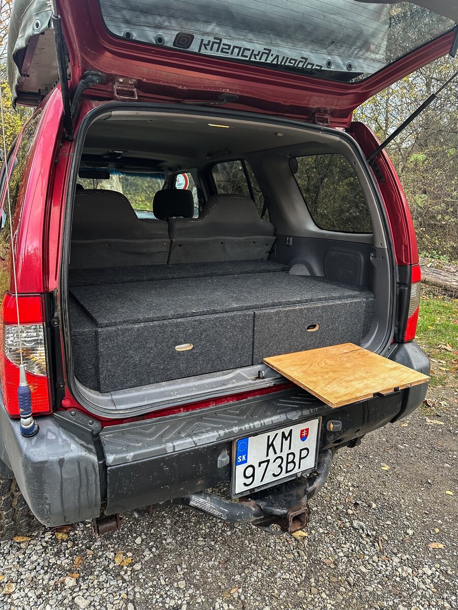 NISSAN XTERRA 3,3benzín V6 - 9