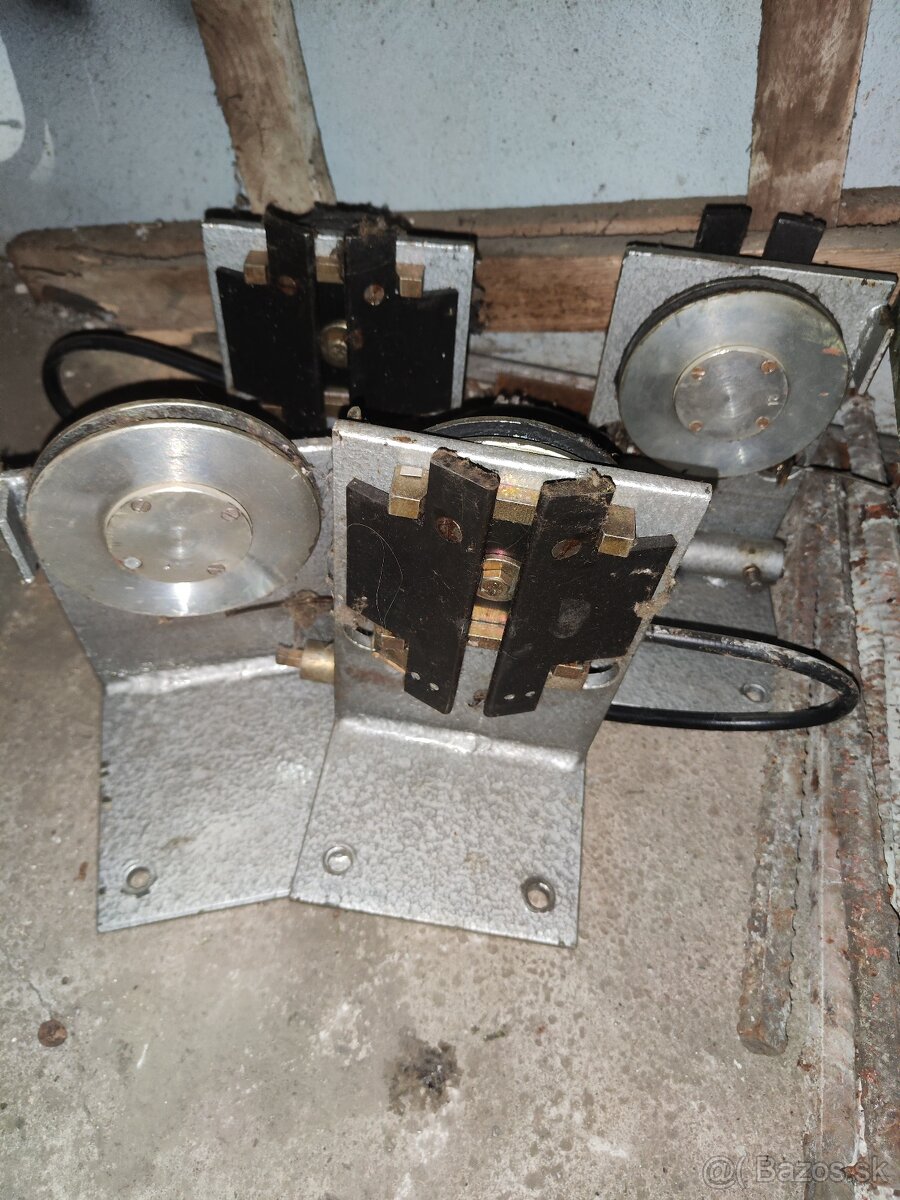 Dopravník motor - 9