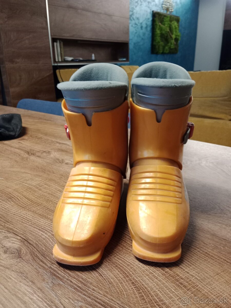 Detské lyže pre začiatočníkov a lyžiarky vo veľkosti 29. - 9