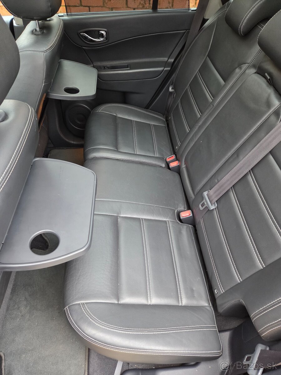 Koleos 2012 BOSE sound 2.0 dci - 9