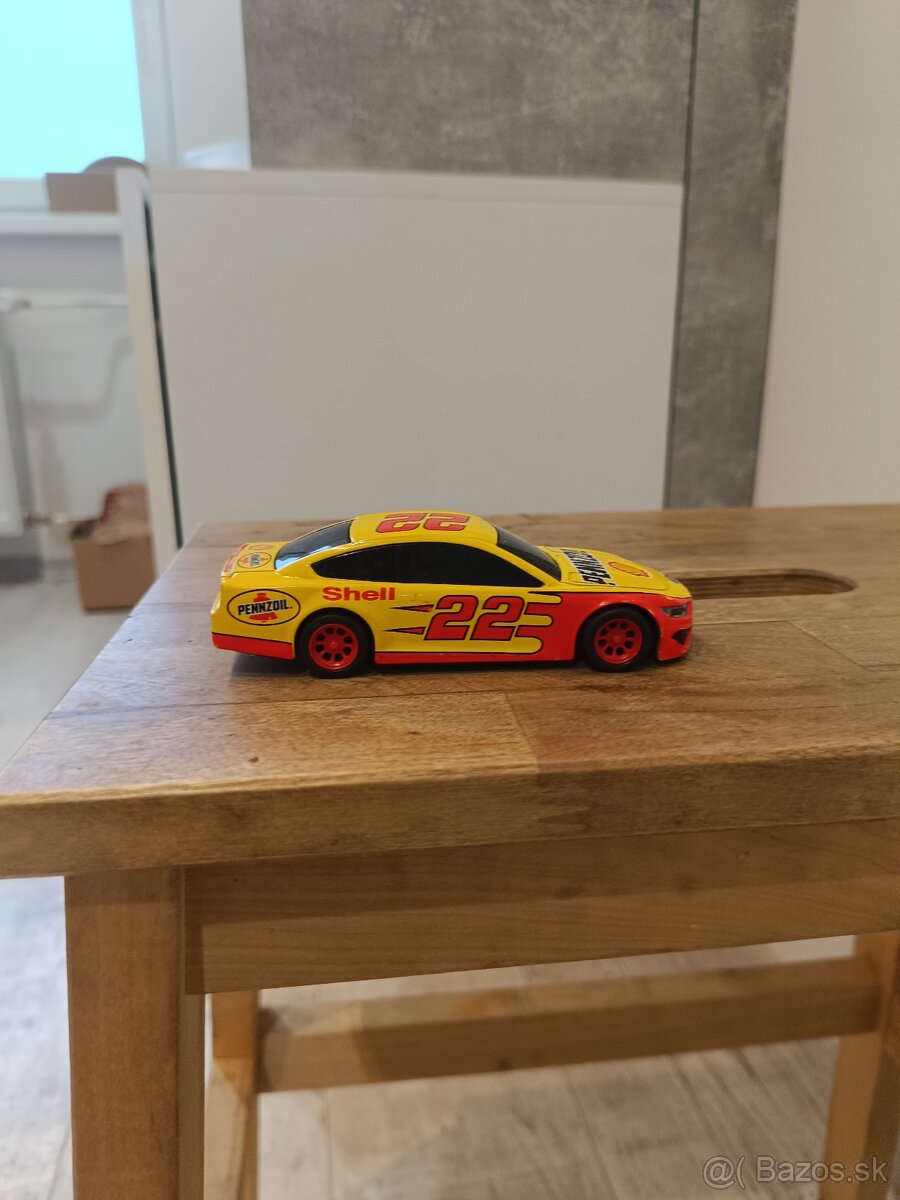 Pretekárske autíčko - 9