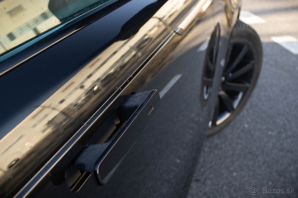 Land Rover Range Rover Velar 3.0 D 220kw R-Dynamic - 9