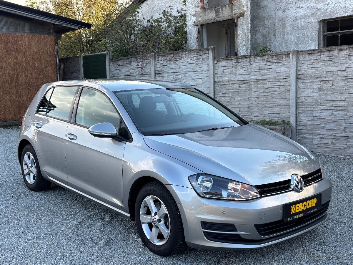 Volkswagen Golf 1.2 TSI BMT Comfortline Možný odpočet DPH - 9