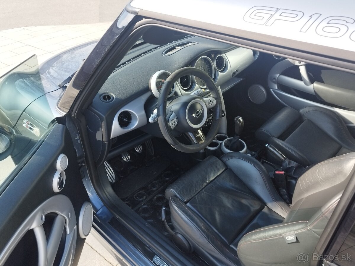 Mini Cooper S GP1 JCW - 9