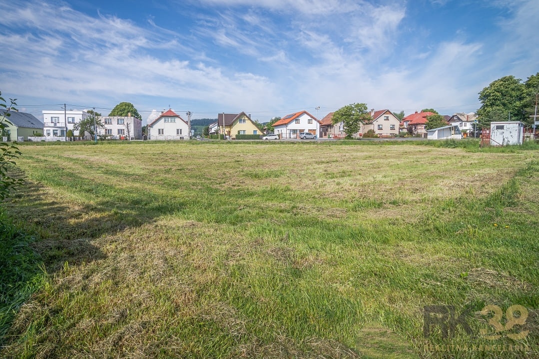 Stavebný pozemok vo výbornej lokalite v obci Batizovce - 9