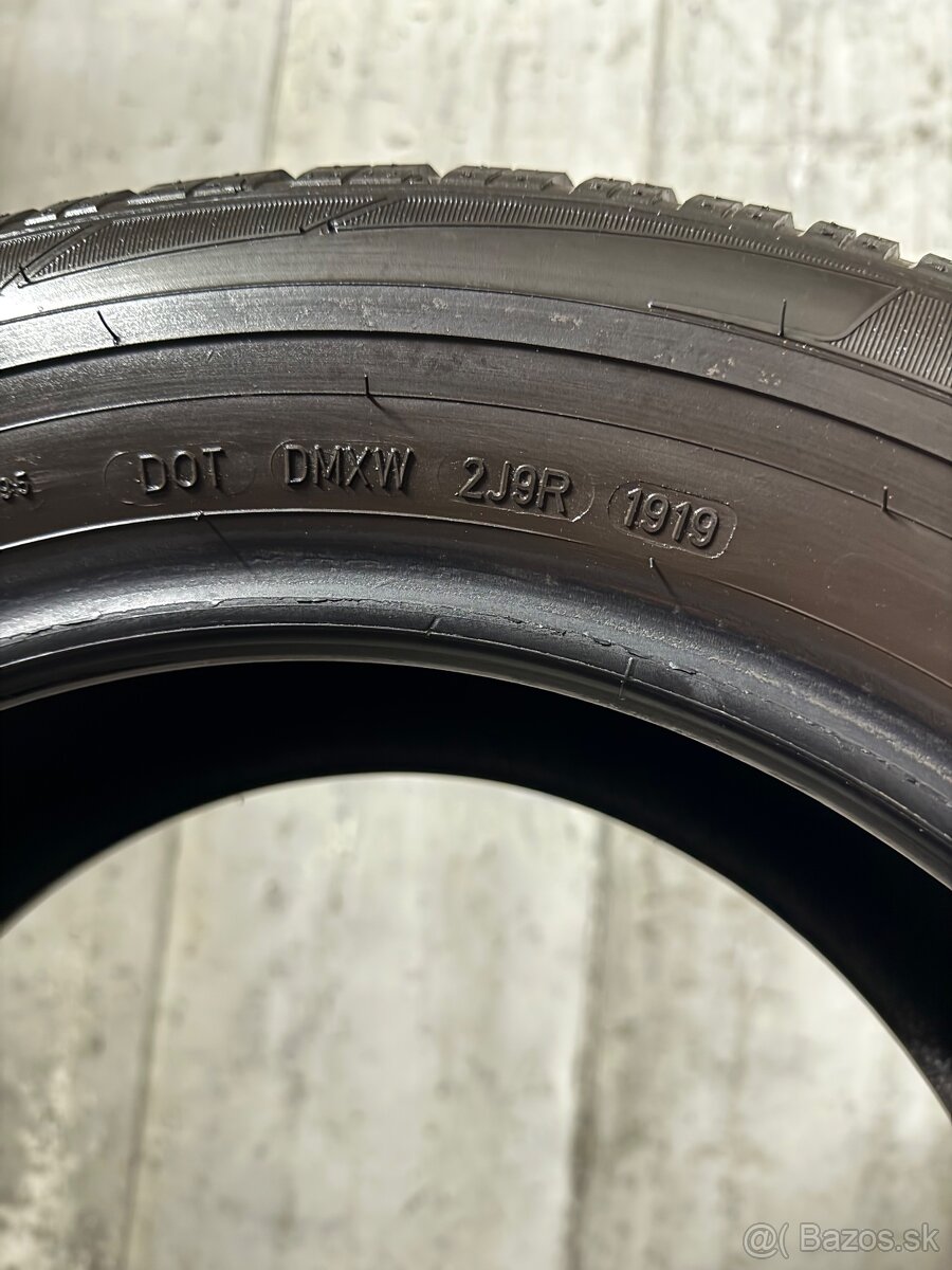 Zimné pneumatiky 205/60/16 Dunlop Wintersport 3D AO - 9