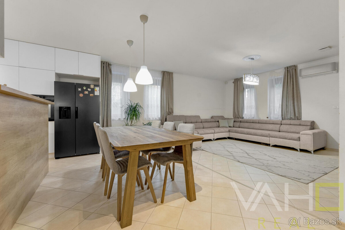 🌿 Exkluzívny 5-izbový rodinný dom v Reci – pokoj, súkromie a - 9