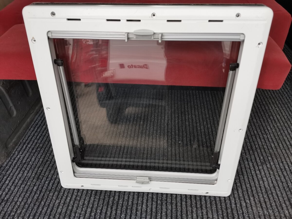 Predam kompresorovu chladnicku do autokaravanu a privesu - 9