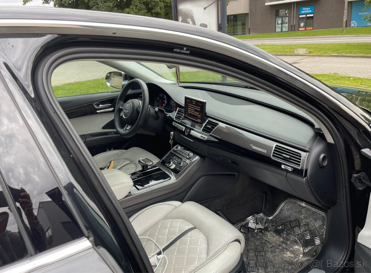 Audi A8 S8 4,2 - 9