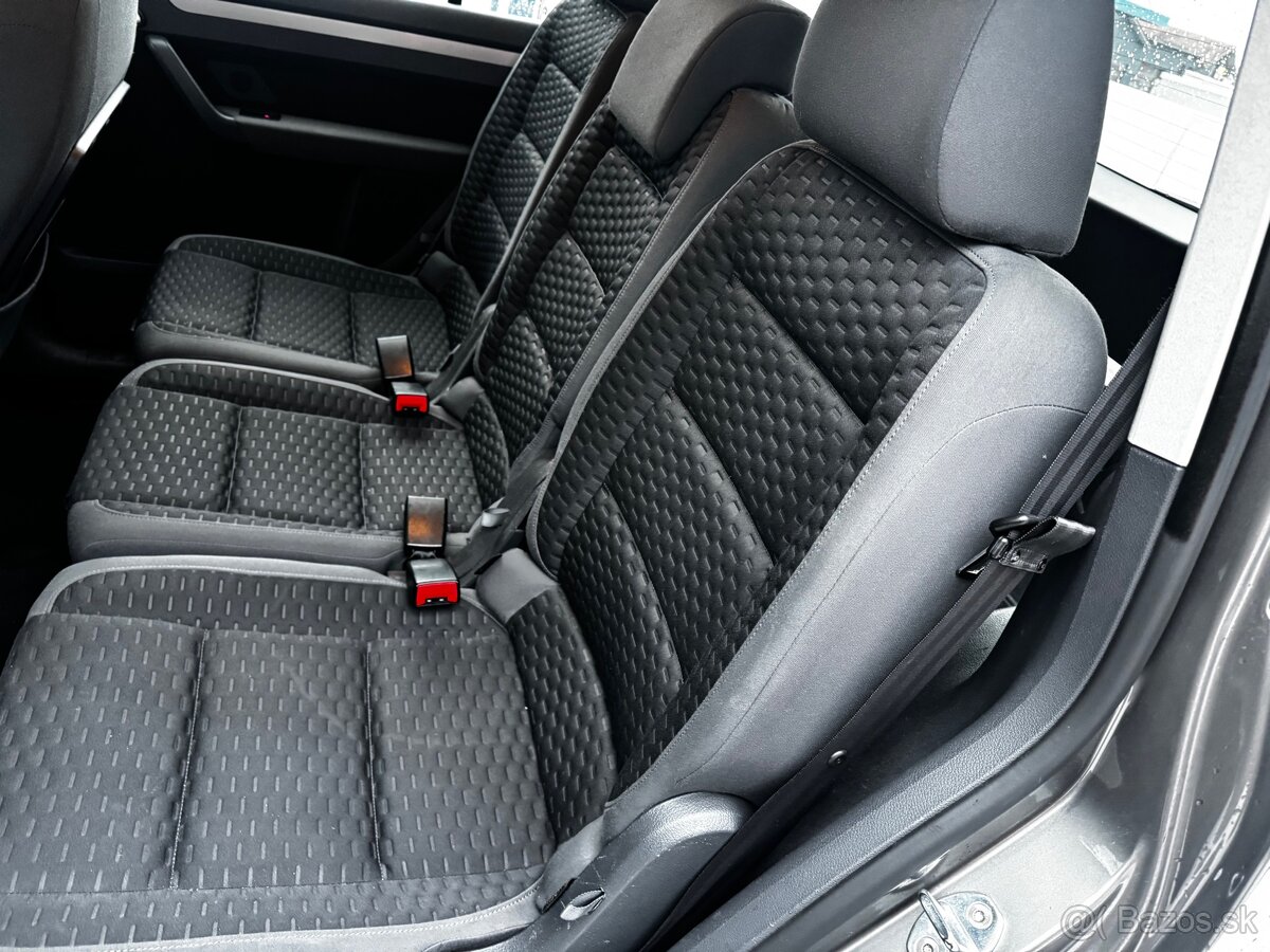 Volkswagen Touran 2.0tdi BMM - 9