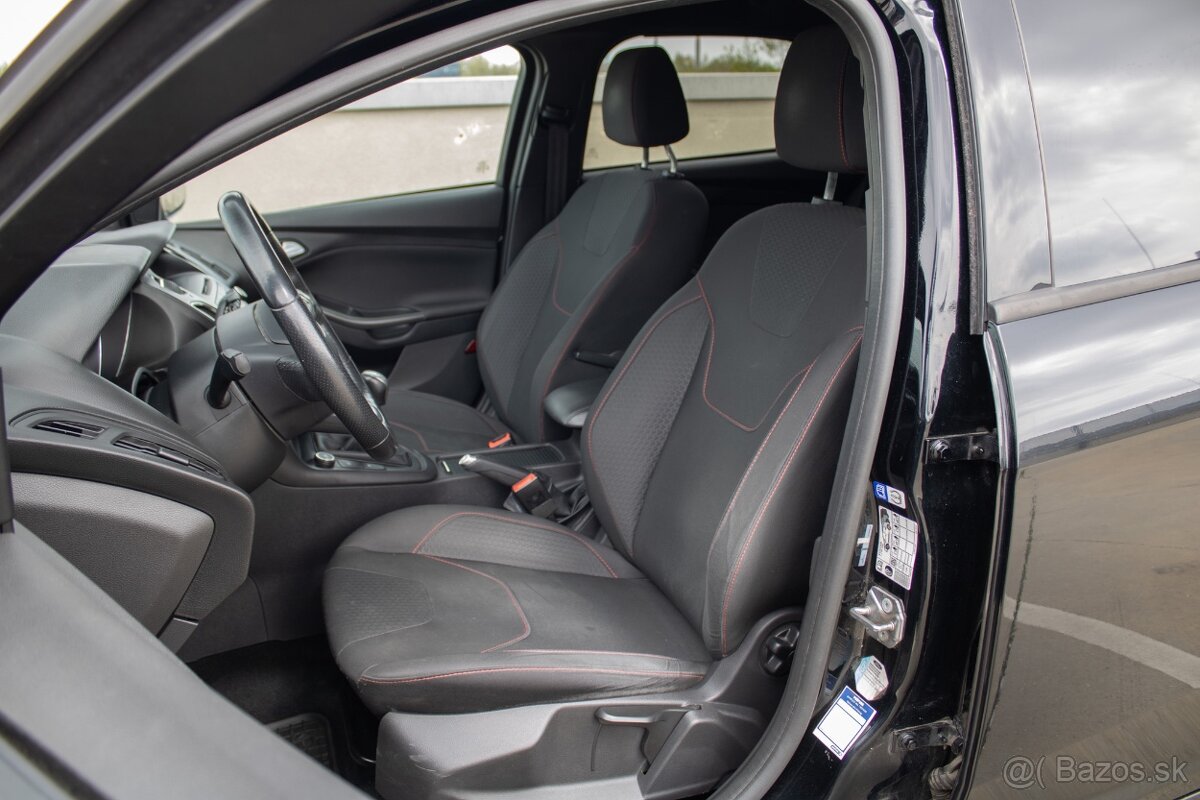 Ford Focus Kombi 1.5 TDCi ST Line - 9