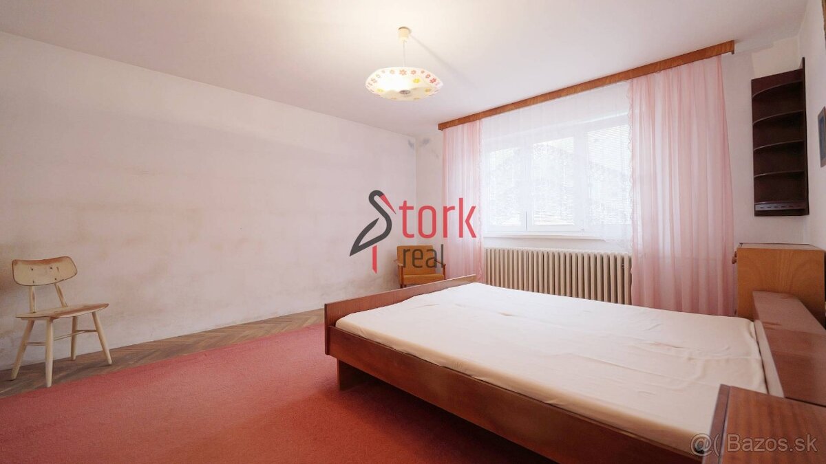 NA PREDAJ - rodinný dom s krásnym pozemkom v obci Zbyňov - 9